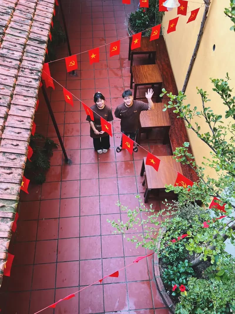 Sân gạch