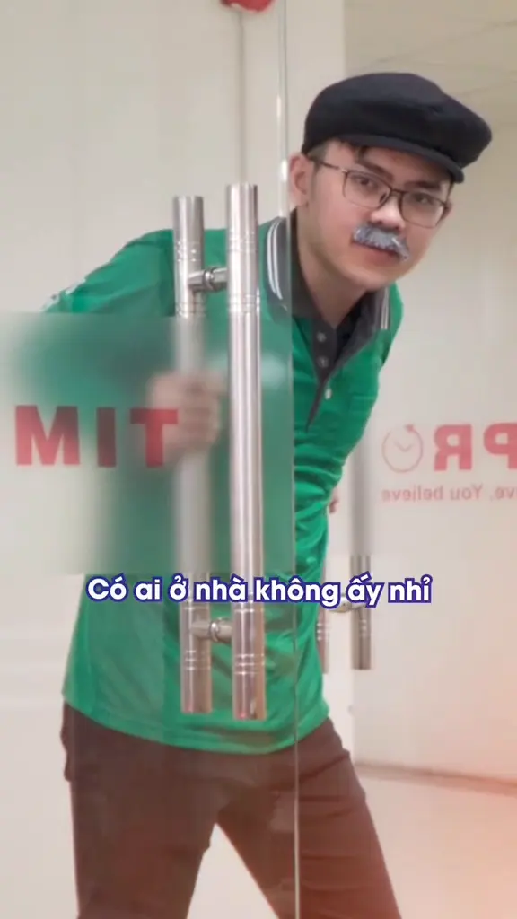 Khách vip đến nhanh quá, chưa kịp ký đã tỉnh rồi · trích đoạn 35s